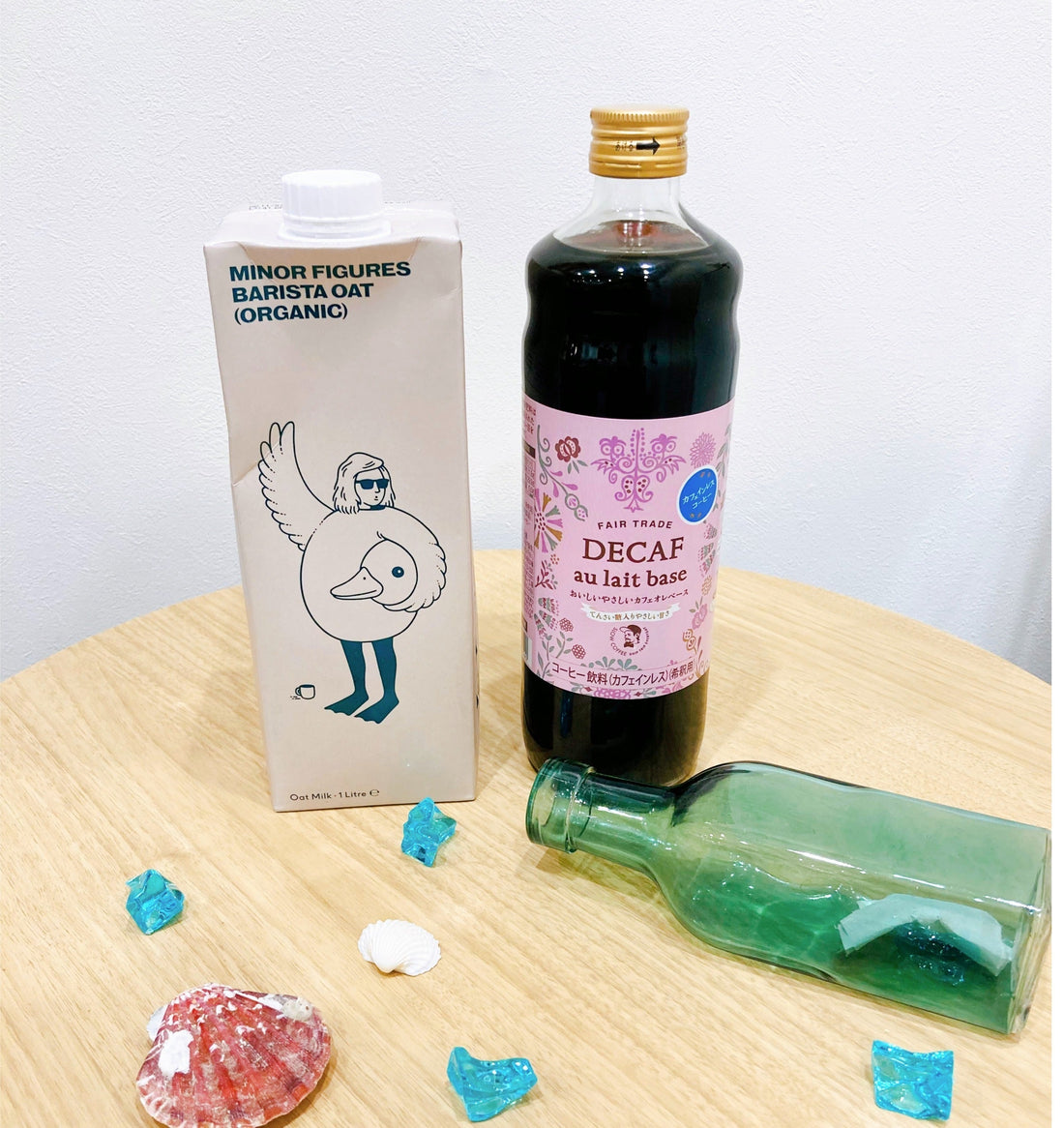 おいしい やさしい カフェオレベース加糖 DECAF、 マイナーフィギュアズ有機バリスタオーツミルク